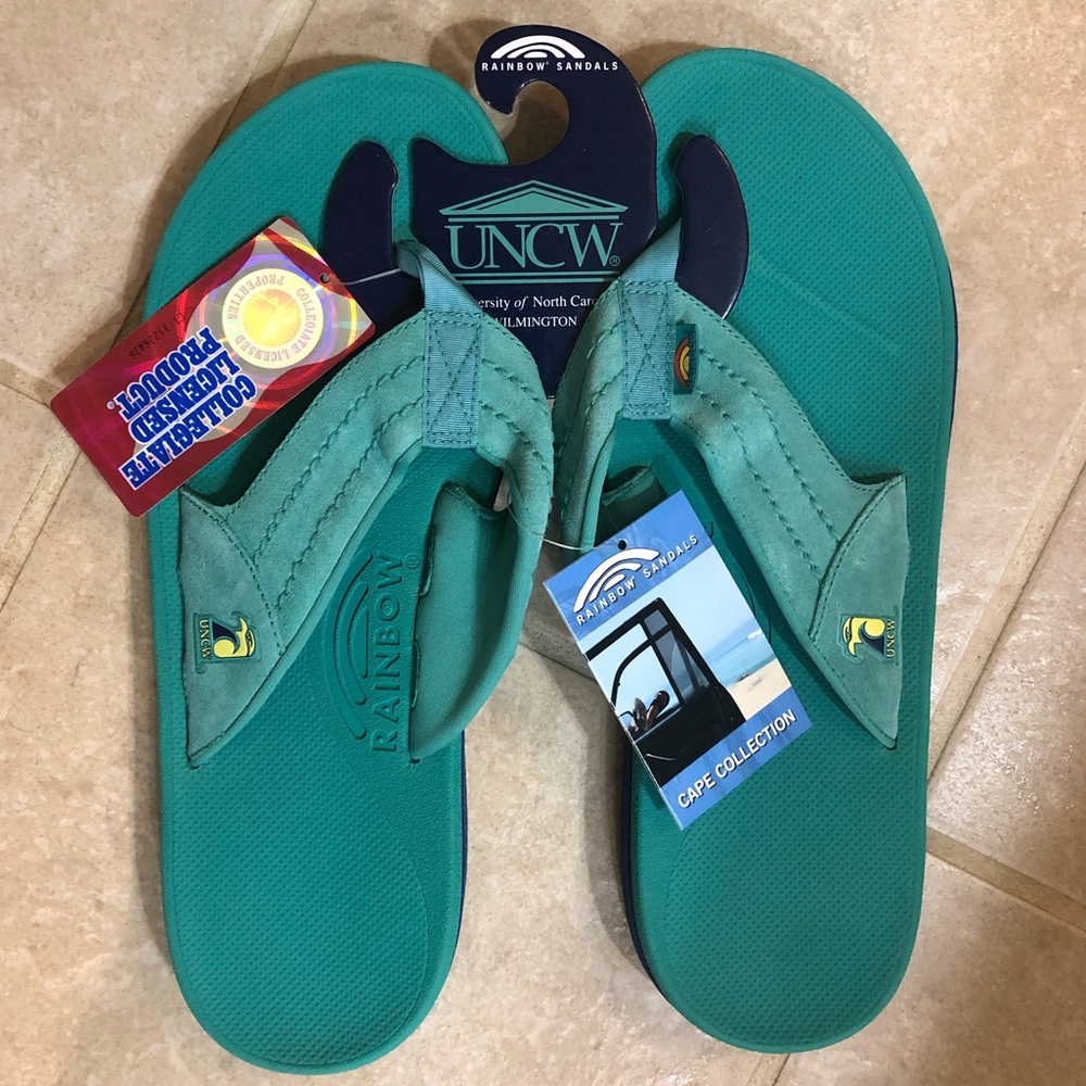 Rainbow UNC Wilmington Seahawks Cape Flip Flops - Picture 4 of 8